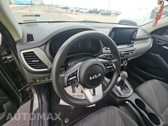 2023 Kia Seltos LX – miniatura 11