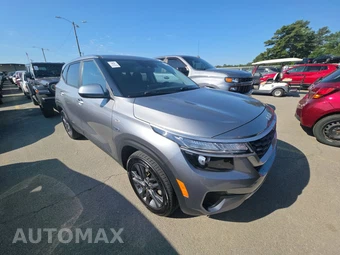 2023 Kia Seltos LX – miniatura 3