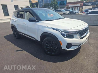 2023 Kia Seltos Nightfall - miniatura 4