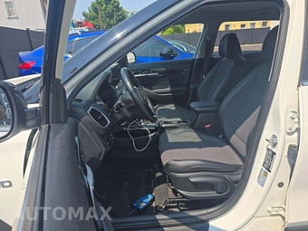 2023 Kia Seltos Nightfall - miniatura 6