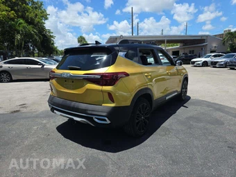 2023 Kia Seltos Nightfall - miniatura 3
