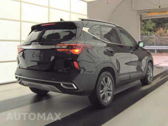 2023 Kia Seltos S – miniatura 4