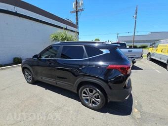 2023 Kia Seltos S – miniatura 6