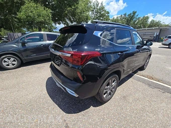 2023 Kia Seltos S - miniatura 3