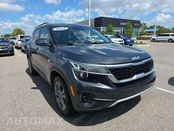 2023 Kia Seltos S – miniatura 4