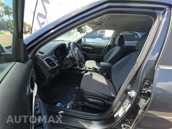 2023 Kia Seltos S – miniatura 6