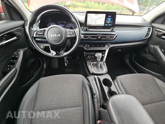 2023 Kia Seltos S – miniatura 11