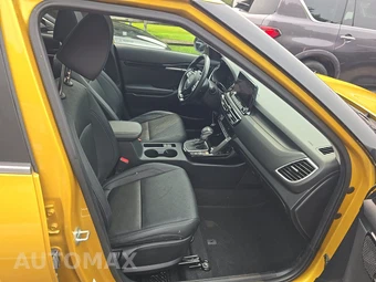 2023 Kia Seltos SX – miniatura 8