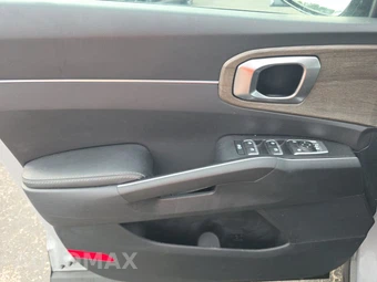 2023 Kia Sorento EX - miniatura 9