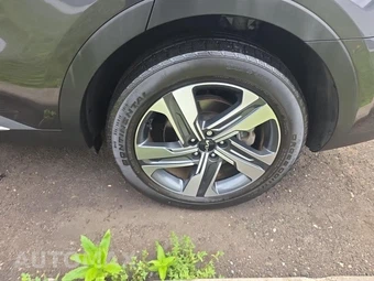 2023 Kia Sorento Hybrid EX - miniatura 11