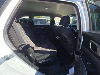 2023 Kia Sorento LX - miniatura 14