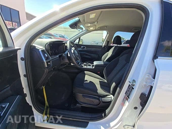 2023 Kia Sorento LX - miniatura 3