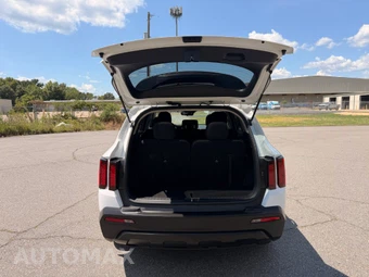 2023 Kia Sorento LX - miniatura 15