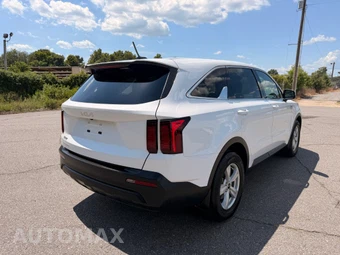 2023 Kia Sorento LX - miniatura 5