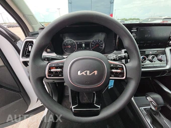 2023 Kia Sorento LX - miniatura 10