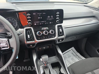 2023 Kia Sorento LX - miniatura 11