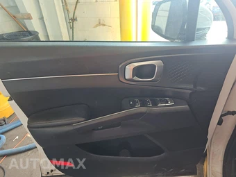 2023 Kia Sorento LX - miniatura 9