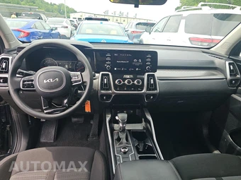 2023 Kia Sorento LX - miniatura 11