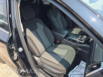 2023 Kia Sorento LX - miniatura 18