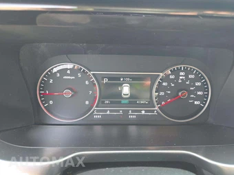 2023 Kia Sorento LX - miniatura 9