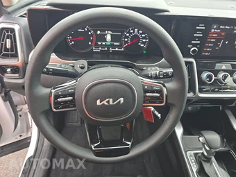 2023 Kia Sorento LX - miniatura 10