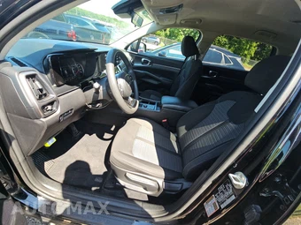 2023 Kia Sorento LX – miniatura 7