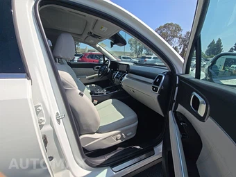 2023 Kia Sorento Plug-In Hybrid SX-Prestige - miniatura 8