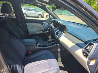 2023 Kia Sorento Plug-In Hybrid SX-Prestige - miniatura 8