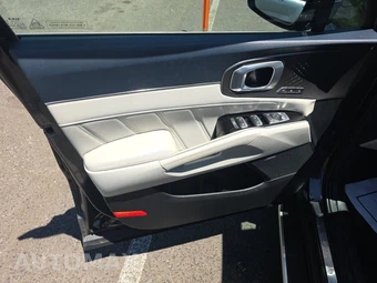 2023 Kia Sorento Plug-In Hybrid SX-Prestige - miniatura 9