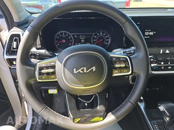 2023 Kia Sorento S – miniatura 10