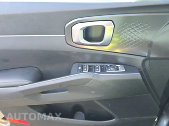2023 Kia Sorento S - miniatura 9