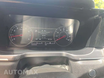 2023 Kia Sorento S - miniatura 6