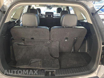 2023 Kia Sorento S – miniatura 11