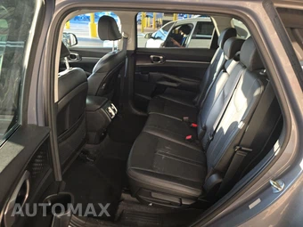 2023 Kia Sorento S – miniatura 9