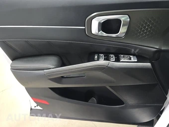 2023 Kia Sorento SX - miniatura 9