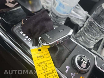 2023 Kia Sorento SX - miniatura 8