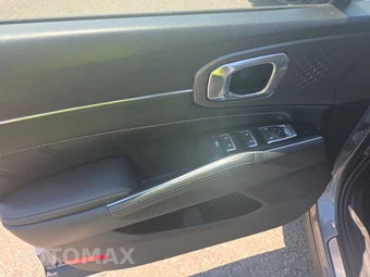 2023 Kia Sorento SX - miniatura 9