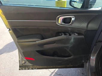 2023 Kia Sorento SX - miniatura 15