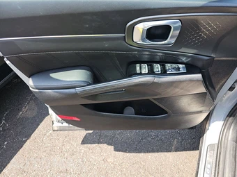 2023 Kia Sorento SX - miniatura 9