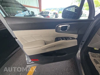 2023 Kia Sorento SX - miniatura 9