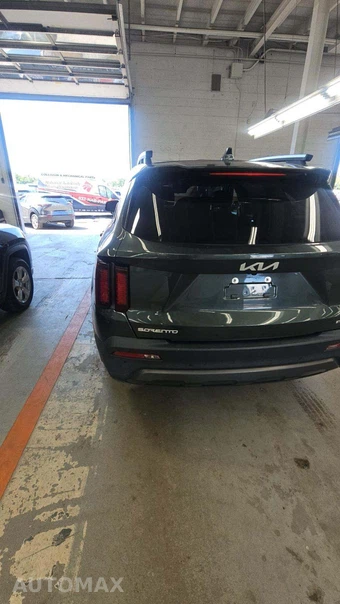 2023 Kia Sorento X-Line S - miniatura 30
