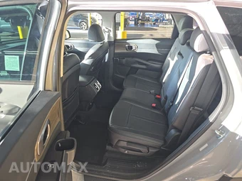 2023 Kia Sorento X-Line S - miniatura 13