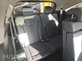 2023 Kia Sorento X-Line S - miniatura 14