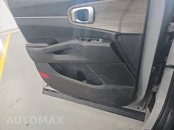 2023 Kia Sorento X-Line S - miniatura 9