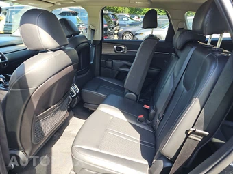 2023 Kia Sorento X-Line S - miniatura 13