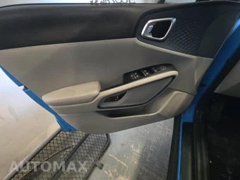 2023 Kia Soul EX - miniatura 9
