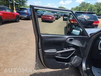 2023 Kia Soul LX - miniatura 9