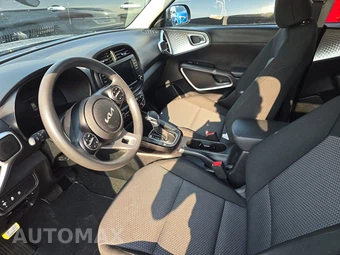 2023 Kia Soul LX - miniatura 7