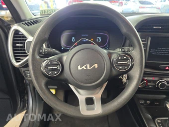 2023 Kia Soul LX - miniatura 10