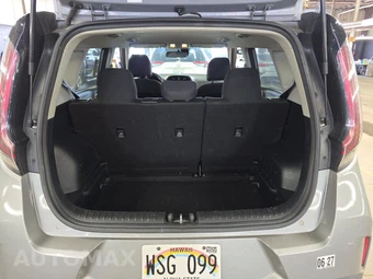 2023 Kia Soul LX - miniatura 16